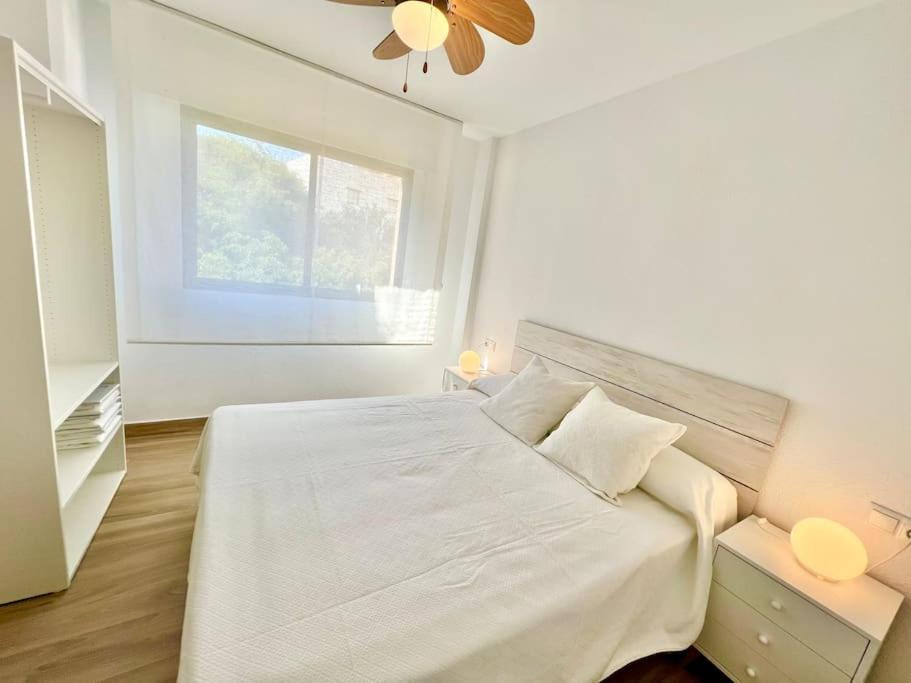 Апартаменты La Caleta Sea Views And Pool Ла-Эррадура Экстерьер фото