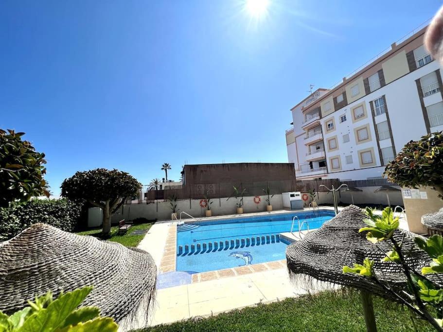 Апартаменты La Caleta Sea Views And Pool Ла-Эррадура Экстерьер фото